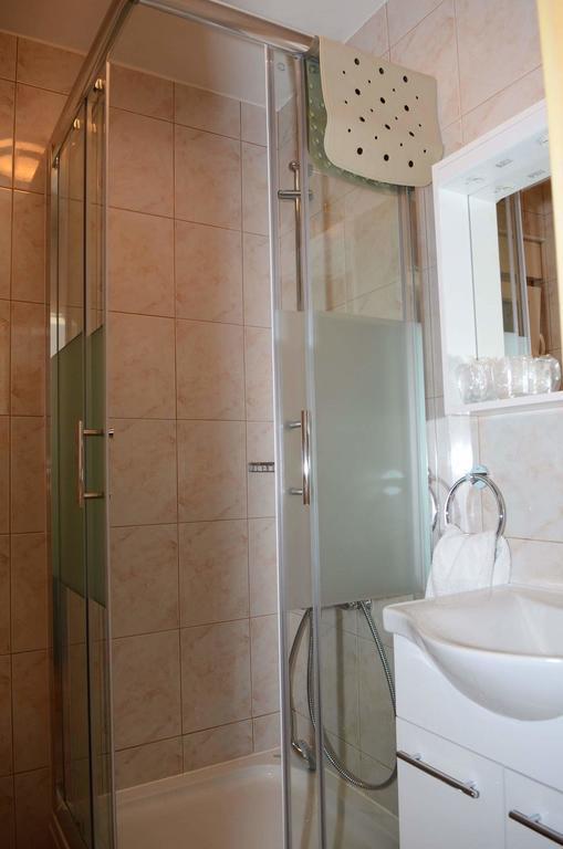 Apartments Villa Split Krapinske Toplice Eksteriør bilde